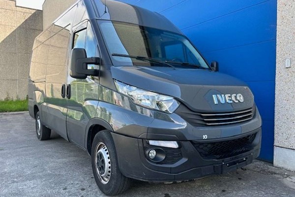 Kenidi: Iveco Daily