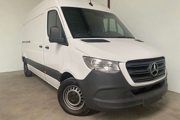 Kenidi: Mercedes-Benz Sprinter
