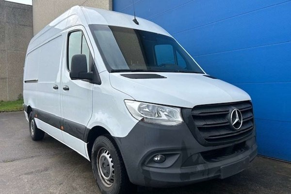 Kenidi: Mercedes-Benz Sprinter