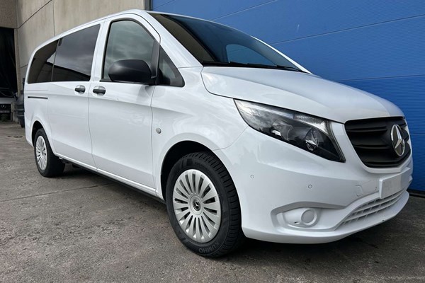 Kenidi: Mercedes-Benz Vito