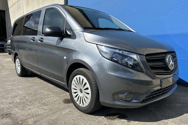 Kenidi: Mercedes-Benz Vito